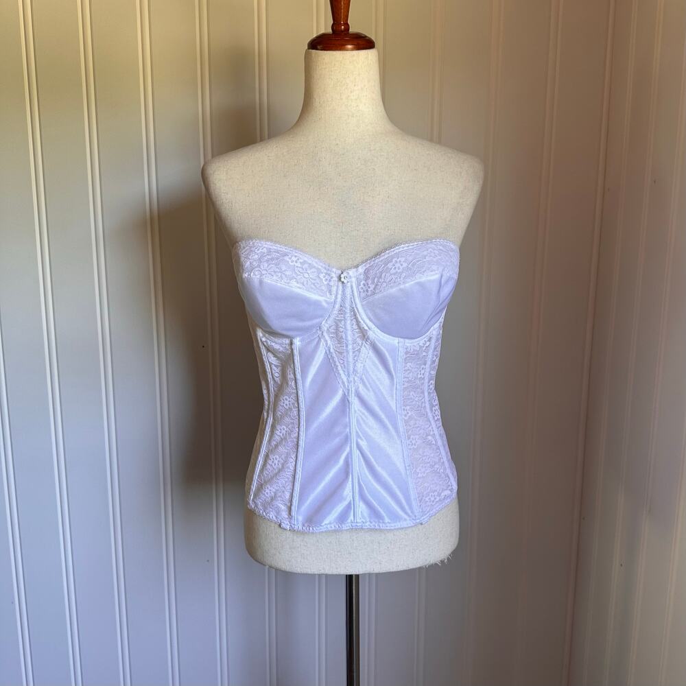Vintage Y2K Coquette White Floral Lace Corset 38C
